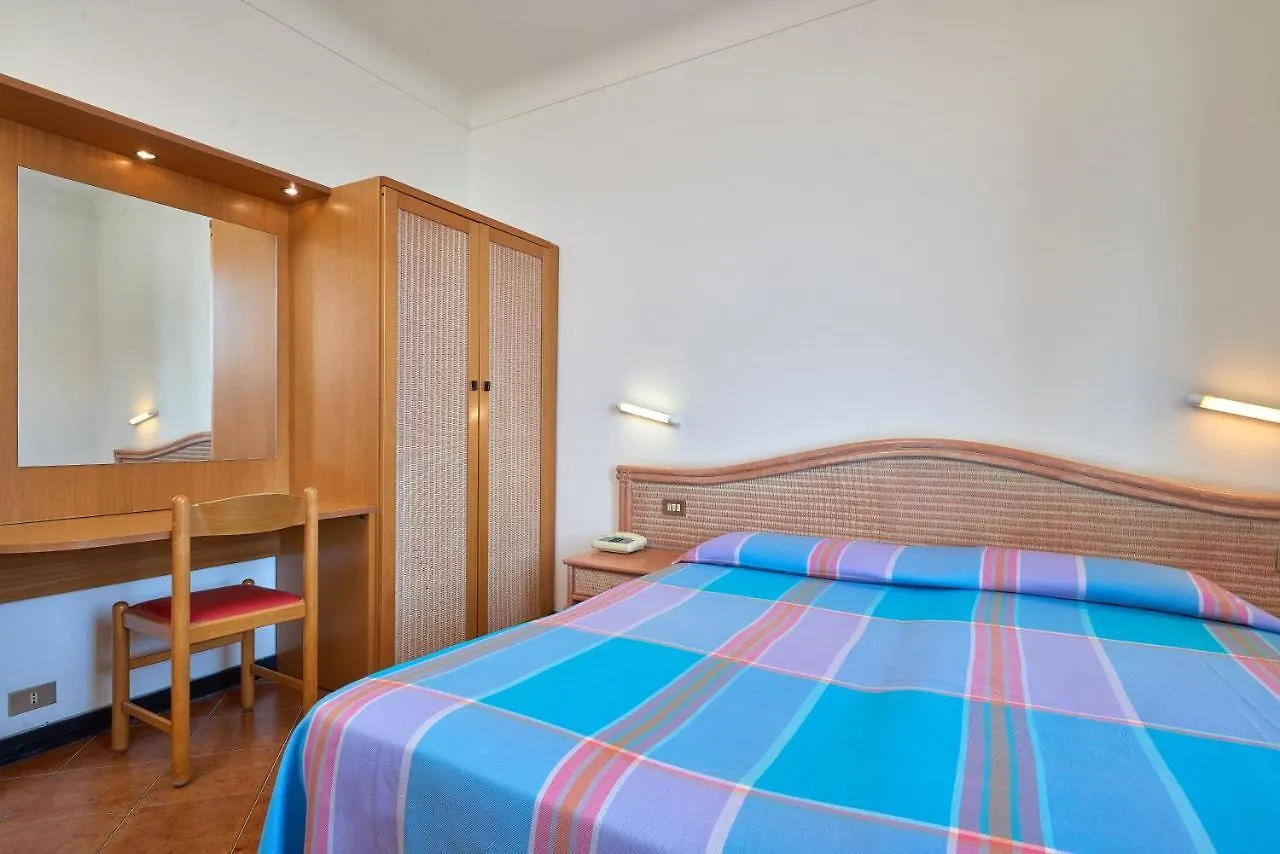 Hotel Garibaldi Finale Ligure